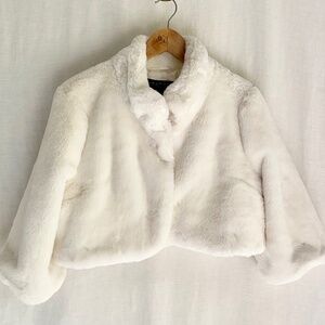 Bloomingdale’s Faux Fur Shrug Jacket · Women’s L · Ivory Cropped Bolero ·